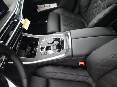 New 2025 BMW X5 xDrive50e image 20