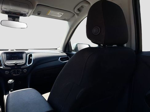 Used 2020 Chevrolet Equinox LT image 22