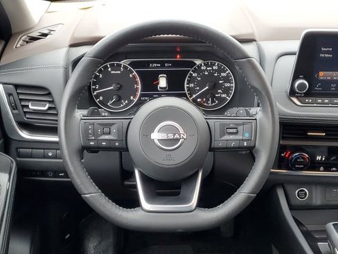 Certified 2023 Nissan Rogue SV w/ SV Premium B Package image 25