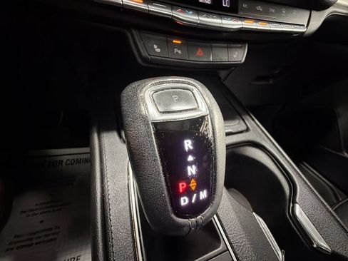 Used 2019 Cadillac XT4 Premium Luxury w/ Cold Weather Package FWD image 15