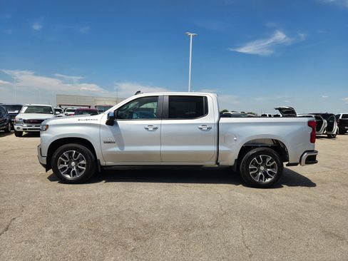 Used 2020 Chevrolet Silverado 1500 LT w/ Texas Edition RWD image 4