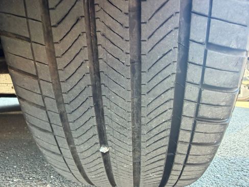 Used 2024 Genesis GV60 RWD image 62