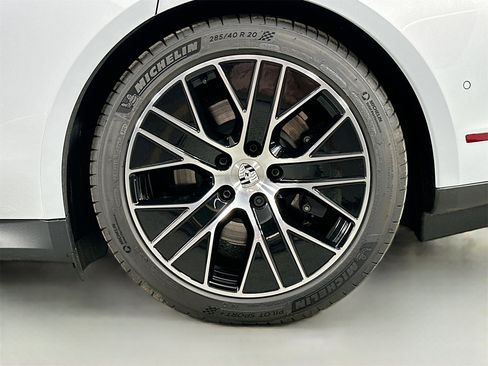 Certified 2025 Porsche Taycan image 22