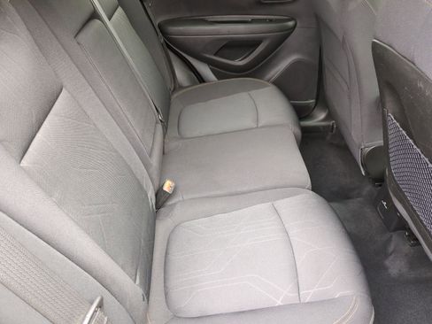 Used 2019 Chevrolet Trax LT w/ LPO, Cargo Package image 23