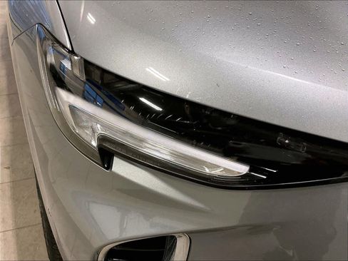 Used 2023 Buick Envision Avenir image 34