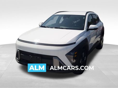 Used 2025 Hyundai Kona SEL AWD/4WD image 1