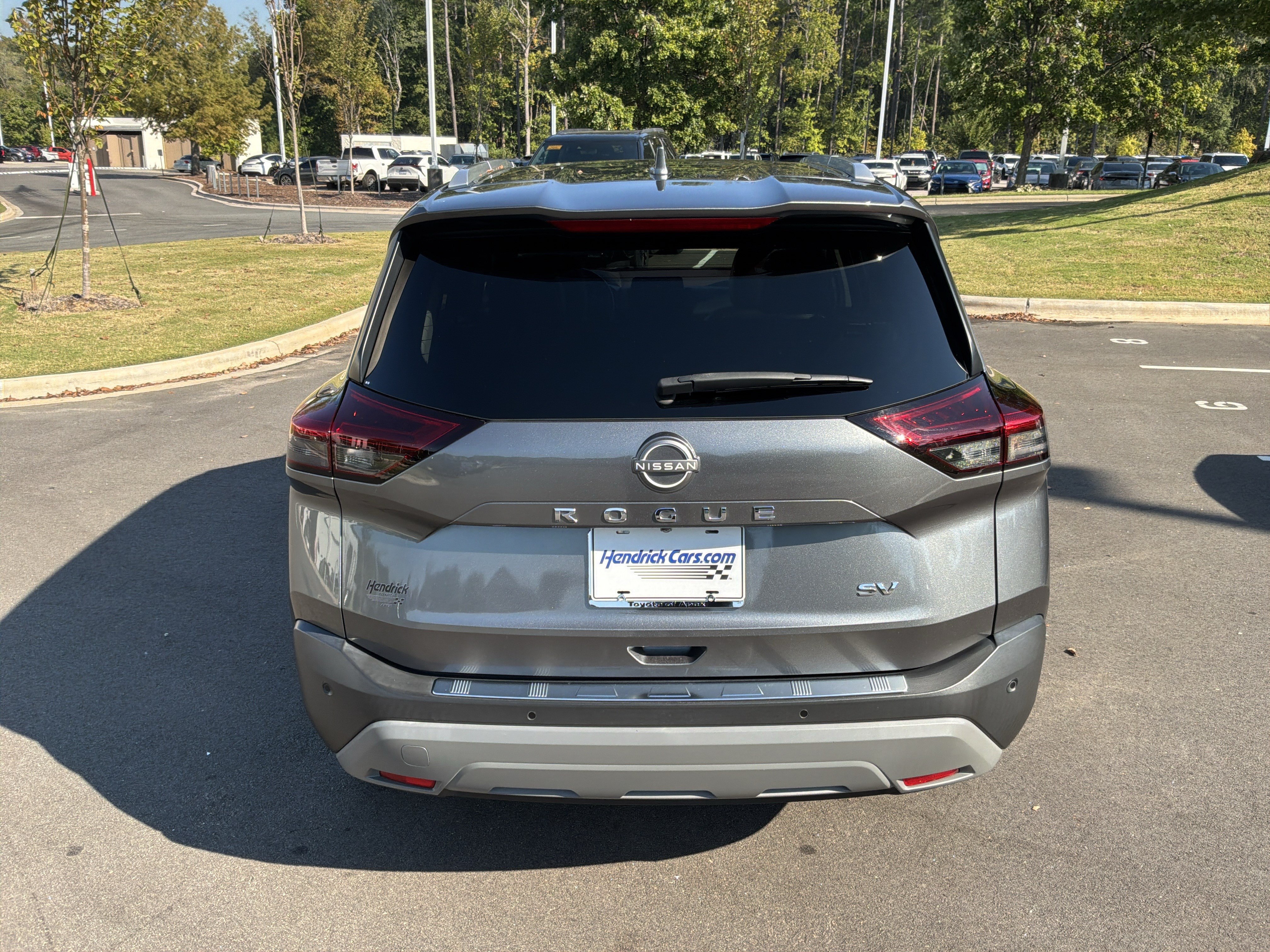 Used 2023 Nissan Rogue SV w/ SV Premium B Package FWD image 9
