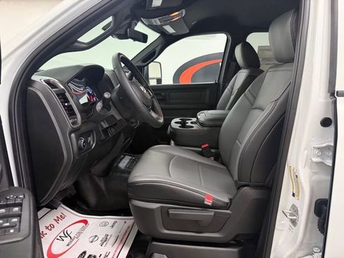 New 2026 RAM 5500 Tradesman w/ Chrome Appearance Group image 11