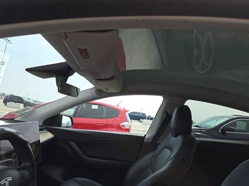 Used 2020 Tesla Model Y Long Range AWD/4WD image 9
