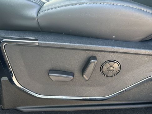 New 2026 Ford F250 Platinum image 16