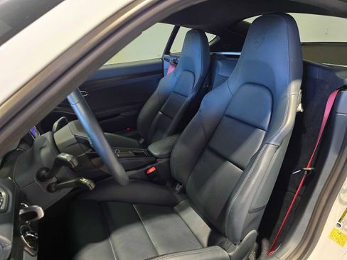 Used 2024 Porsche 718 Cayman GT4 image 4