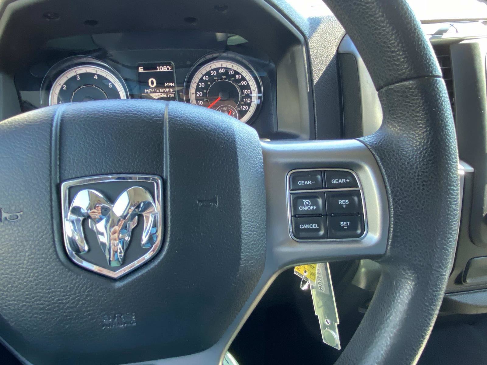 Used 2021 RAM 1500 Classic SLT AWD/4WD image 42