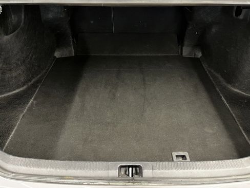 Used 2023 Toyota Camry SE image 15