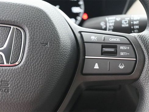 New 2026 Honda HR-V LX image 23