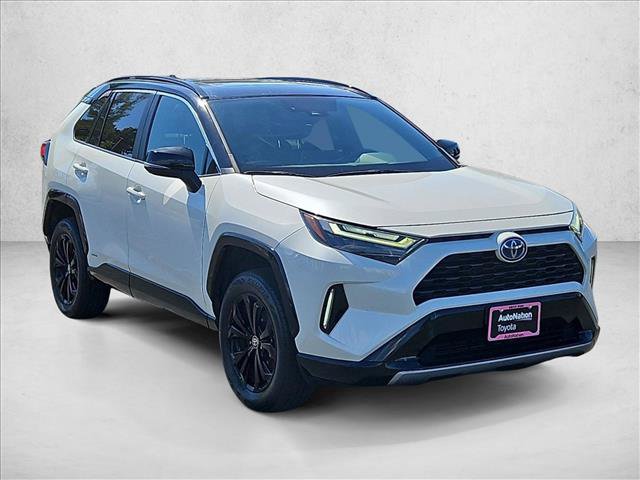 Used 2022 Toyota RAV4 XSE w/ XSE Grade Weather Package AWD/4WD image 3