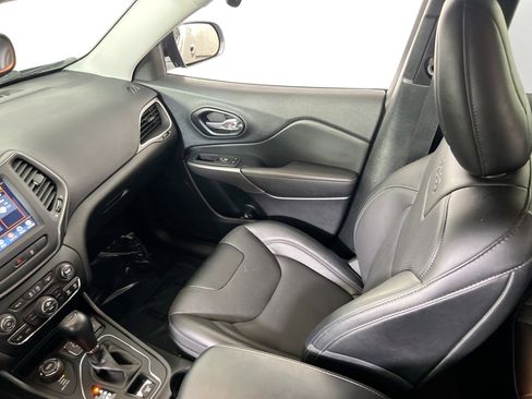 Used 2022 Jeep Cherokee Latitude Lux image 22