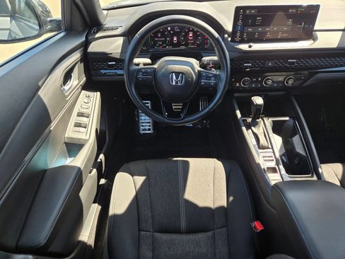 Used 2025 Honda Accord Sport image 15