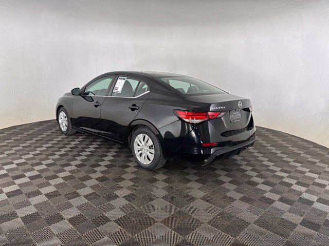 Used 2021 Nissan Sentra S FWD image 13