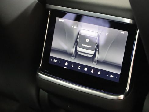 Used 2022 Tesla Model S AWD/4WD image 35