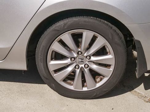 Used 2012 Honda Accord EX-L image 6