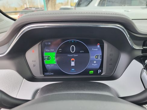 Certified 2023 Chevrolet Bolt EUV Premier image 9