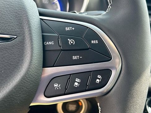 New 2026 Chrysler Voyager LX FWD image 26