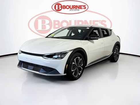 Used 2024 Kia EV6 Light AWD/4WD image 6