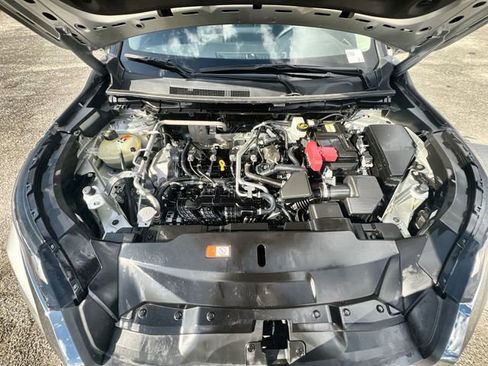 Used 2024 Mitsubishi Outlander SE image 29