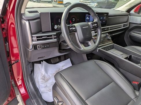 Used 2025 Hyundai Santa Fe SEL image 5