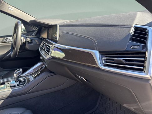 Used 2022 BMW X6 xDrive40i w/ Executive Package image 28