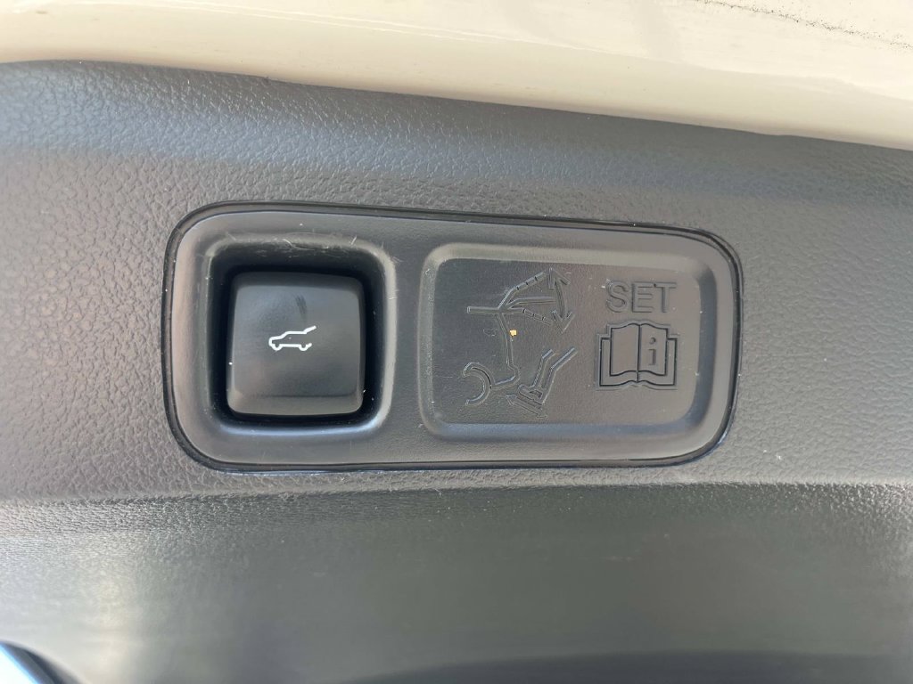 Used 2023 Ford Expedition Max Limited RWD image 17