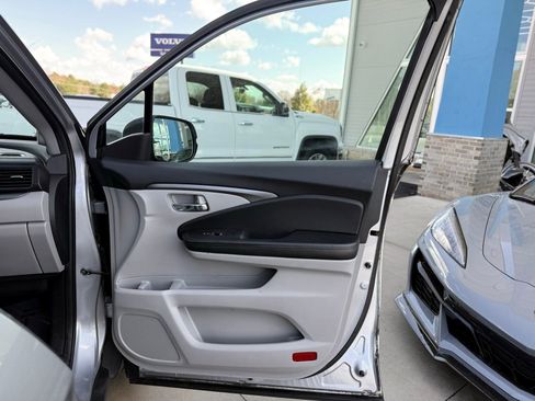 Used 2017 Honda Pilot EX-L image 26