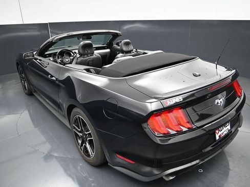 Used 2022 Ford Mustang Premium RWD image 43