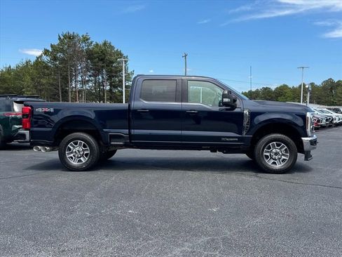 Used 2024 Ford F250 Lariat AWD/4WD image 2