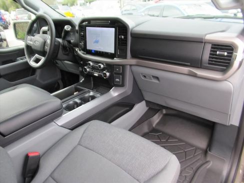 Used 2025 Ford F150 XLT w/ Equipment Group 302A MID image 13