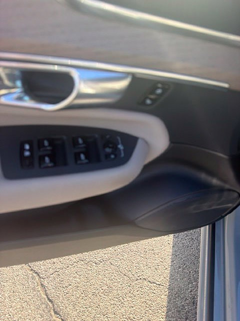 Used 2026 Volvo XC90 B6 Plus w/ Protection Package AWD/4WD image 17