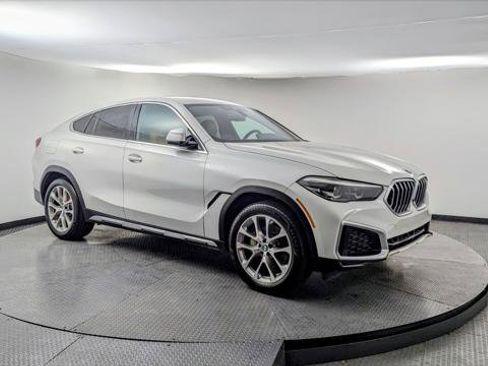Used 2023 BMW X6 xDrive40i w/ Premium Package image 11