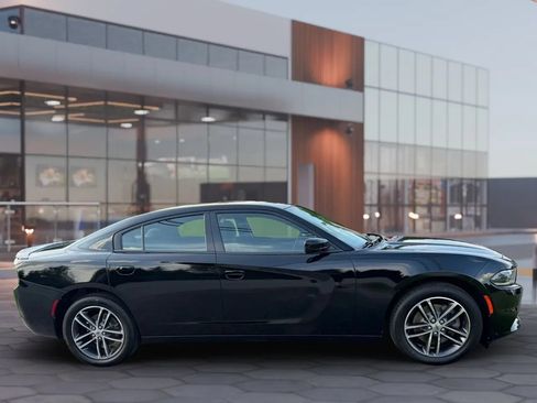 Used 2019 Dodge Charger SXT AWD/4WD image 11