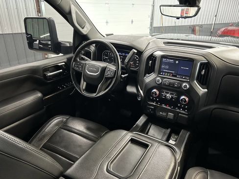 Used 2022 GMC Sierra 2500 Denali w/ Technology Package image 30