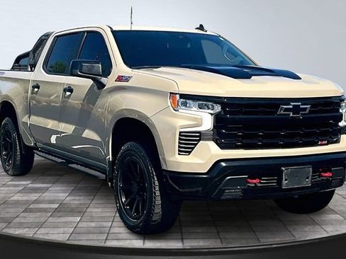 Used 2022 Chevrolet Silverado 1500 LT Trail Boss w/ Protection Package AWD/4WD image 3