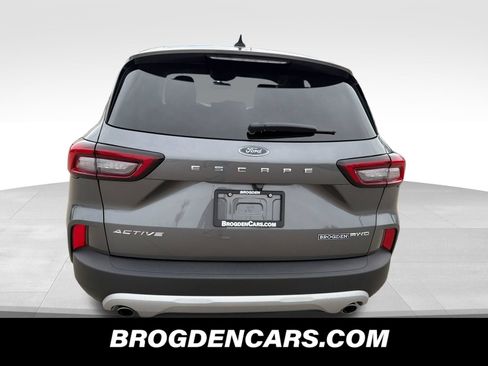 Used 2025 Ford Escape Active AWD/4WD image 7