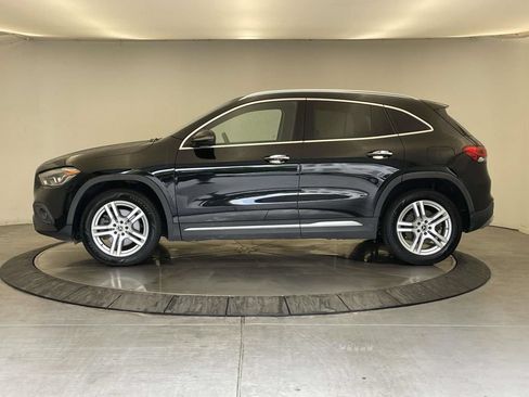 Used 2021 Mercedes-Benz GLA 250 4MATIC image 2