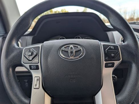 Used 2017 Toyota Tundra SR5 w/ SR5 Upgrade Package image 14