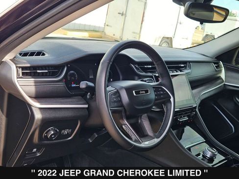 Used 2022 Jeep Grand Cherokee Limited AWD/4WD image 13