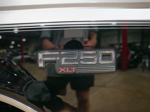 Used 1993 Ford F250 XLT image 22