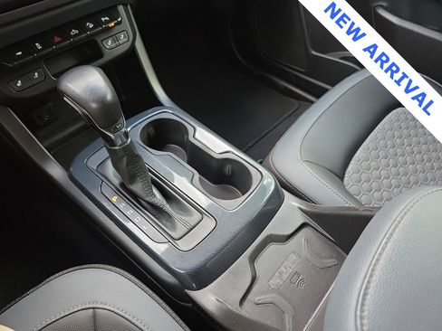 Used 2022 Chevrolet Colorado Z71 image 23