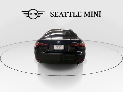 Used 2021 BMW 430i Coupe w/ Convenience Package RWD image 10