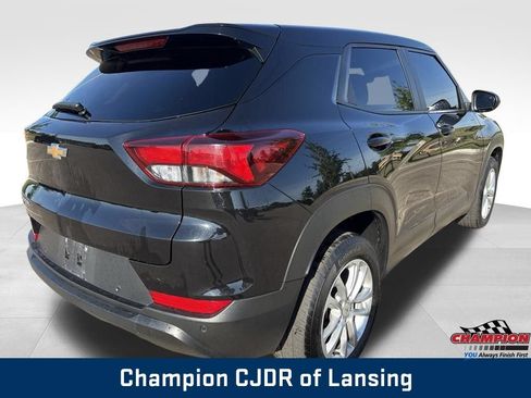 Used 2024 Chevrolet TrailBlazer LS w/ LS Convenience Package AWD/4WD image 8