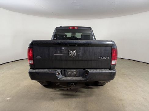 Used 2018 RAM 1500 Express w/ Express Value Package AWD/4WD image 8