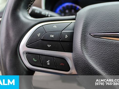 Used 2023 Chrysler Voyager LX FWD image 22